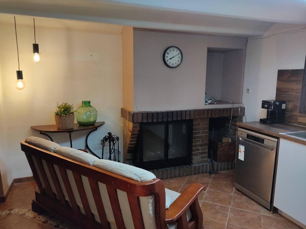 Casa Rural "Can Abres" Vilobi D'Onyar Girona Vilovi de Onar ภายนอก รูปภาพ